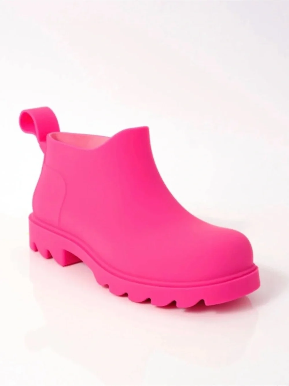 FREE PEOPLE HIGH STREET RAIN BOOT DRAGON FRUIT SIZE 9